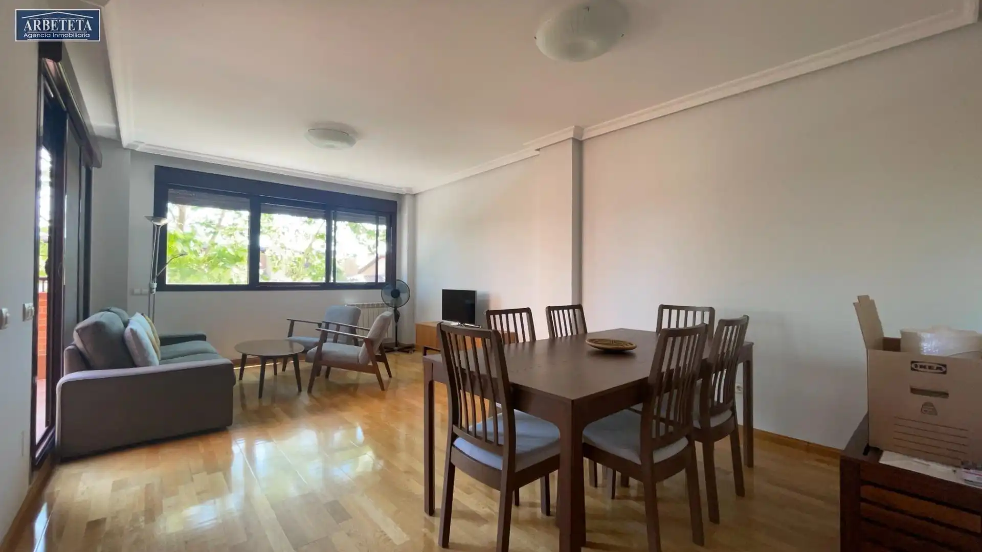 Comedor de Piso en venta en Yebes con Calefacción, Terraza y Trastero