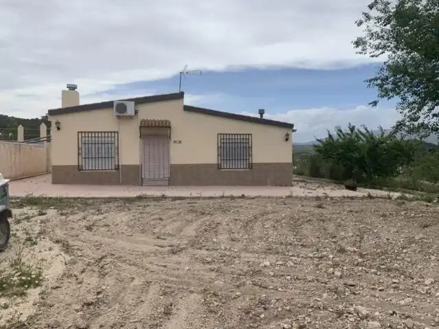 Vista exterior de Apartamento en venta en Monóvar  / Monòver con Aire acondicionado