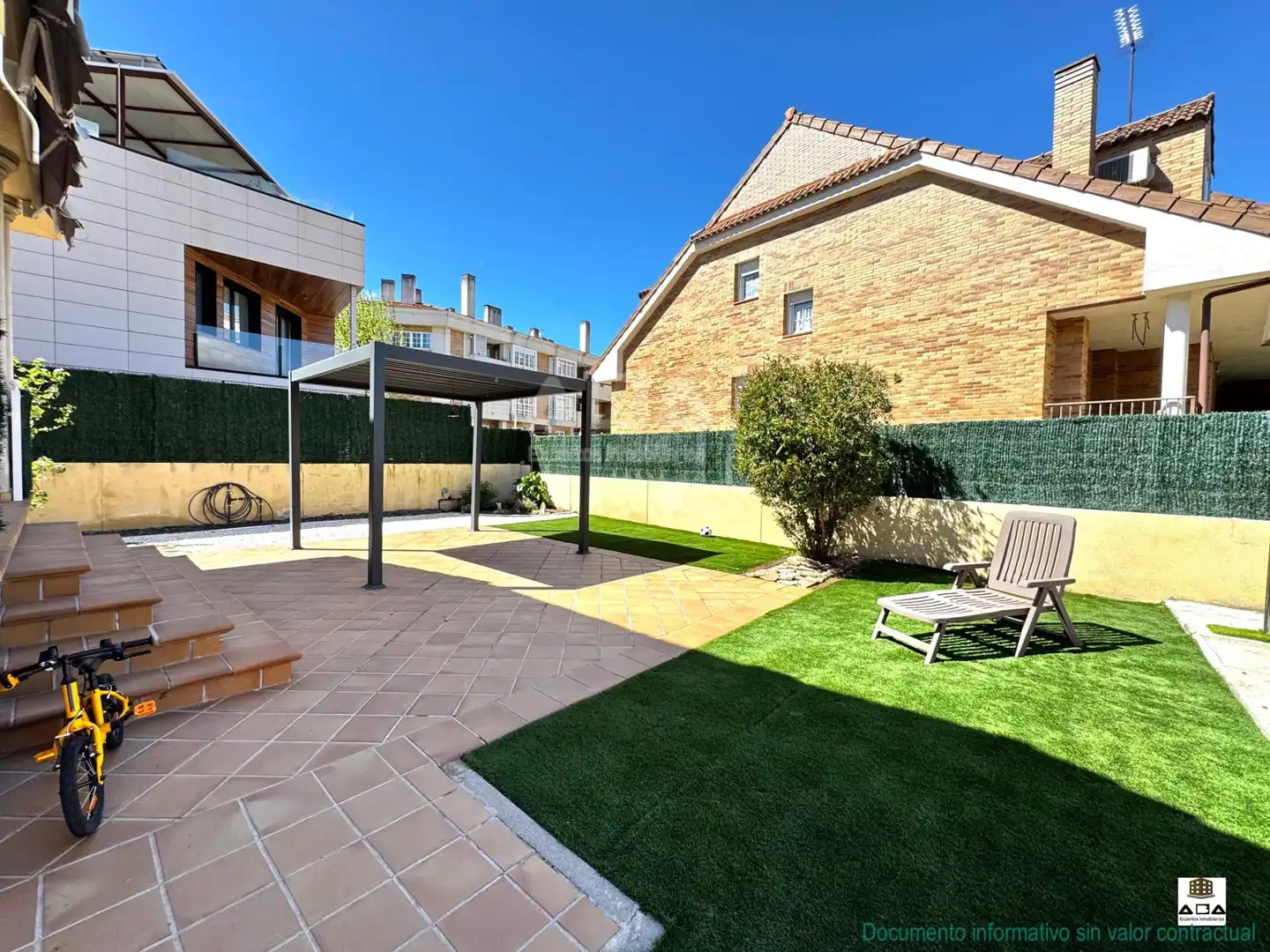 Terrace of Houses for sale in Villanueva de la Cañada  with Air Conditioner, Heating and Private garden