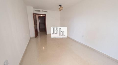 Photo 3 of Flat for sale in El Cónsul - Ciudad Universitaria - El Romeral, Málaga Capital