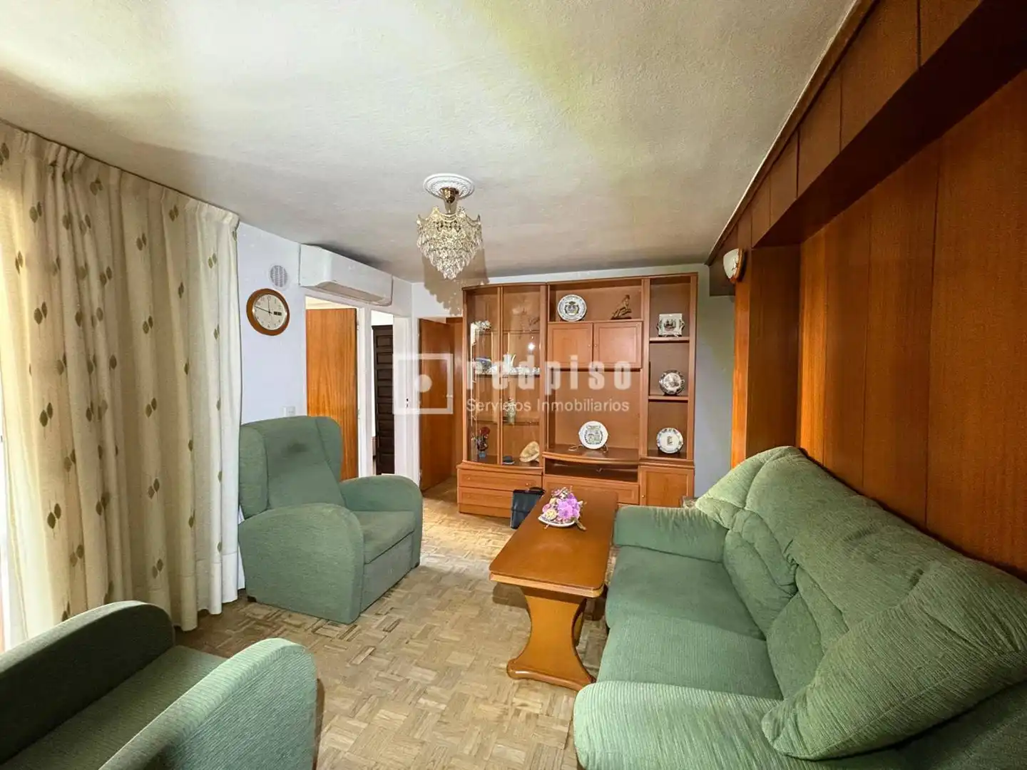Sala d'estar de Pis en venda en Madrid amb Aire condicionat, Parquet i Terrassa