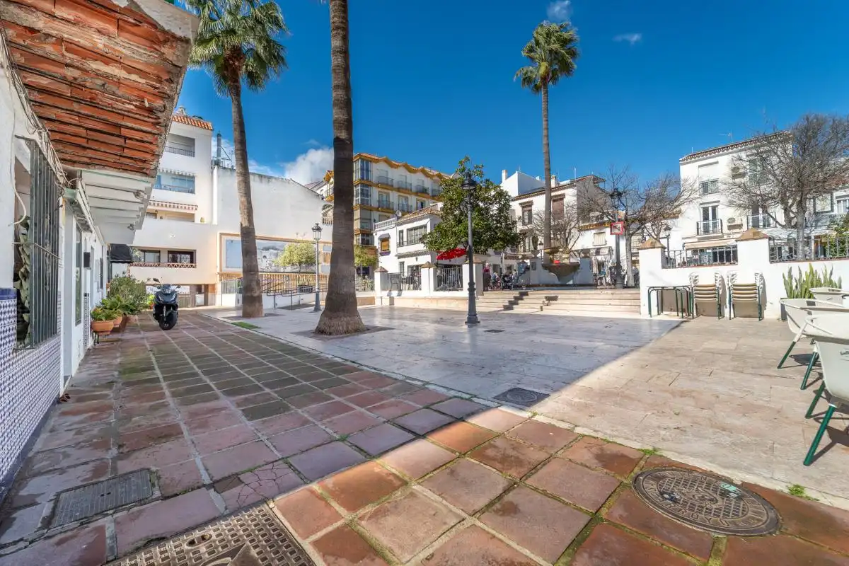 Vista exterior de Planta baixa en venda en Benalmádena amb Calefacció