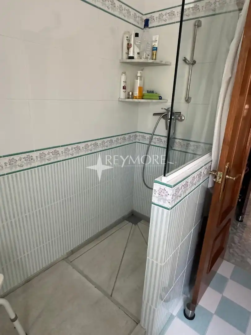 Houses for sale in Poniente-Norte - Miralbaida - Parque Azahara