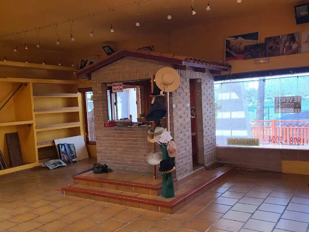 Local en venda en La Manga del Mar Menor amb Aire condicionat, Calefacció i Terrassa