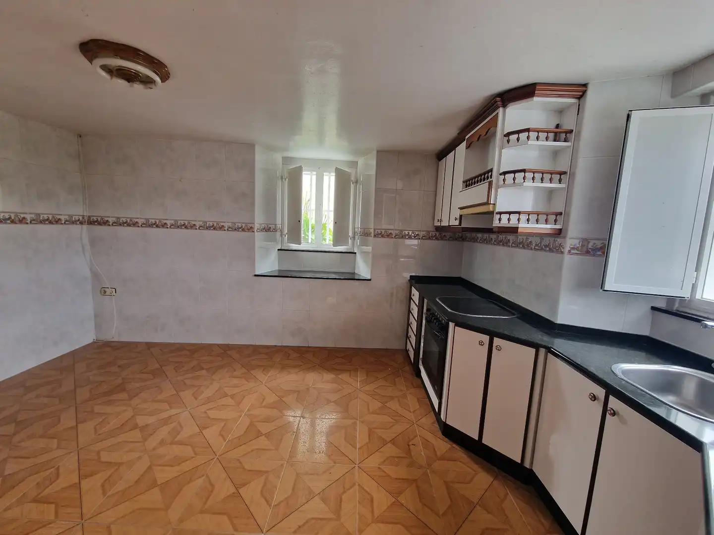 Cocina de Casa o chalet en venta en Valdoviño con Jardín privado y Terraza