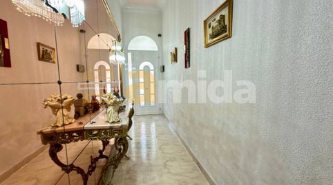 IMPRESIONANTE CASA SEÑORIAL en LA CREU ALTA., imatge 2