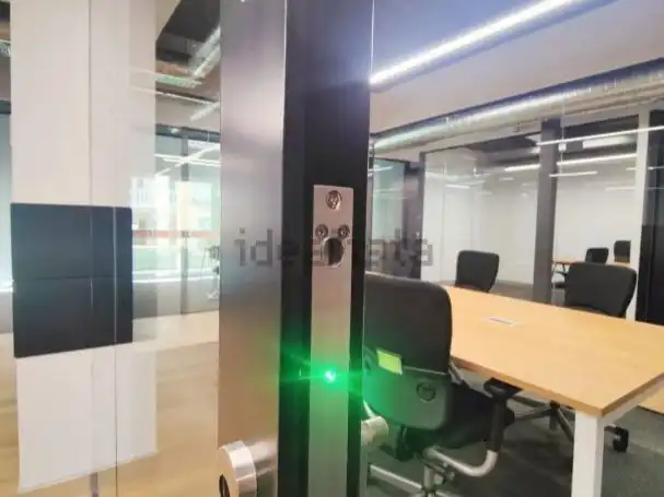 Oficina de alquiler en Madrid con Aire acondicionado, Calefacción y Amueblado