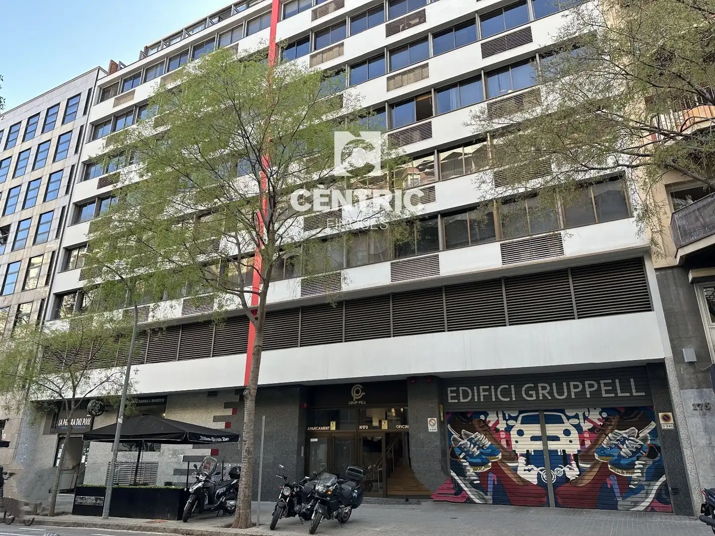 Office space with lift for sale in Calabria