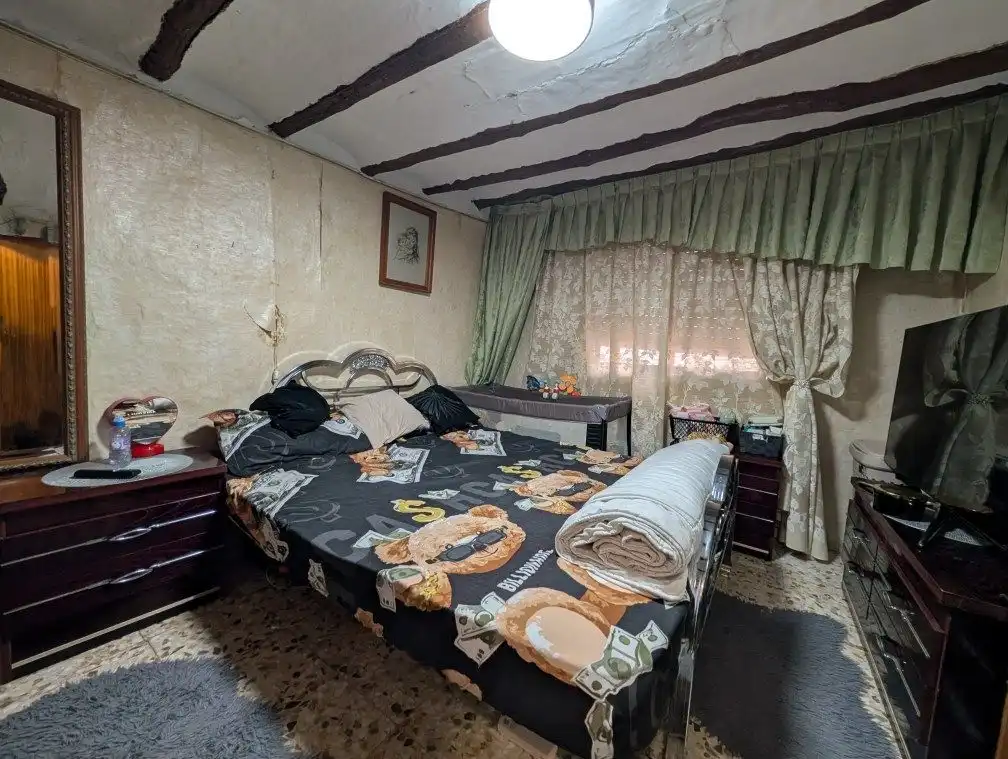 Bedroom of Country homes for sale in Aguarón
