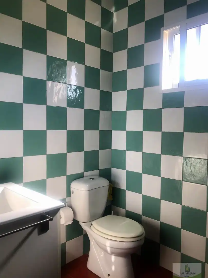 Baño de Finca rústica en venta en Rociana del Condado