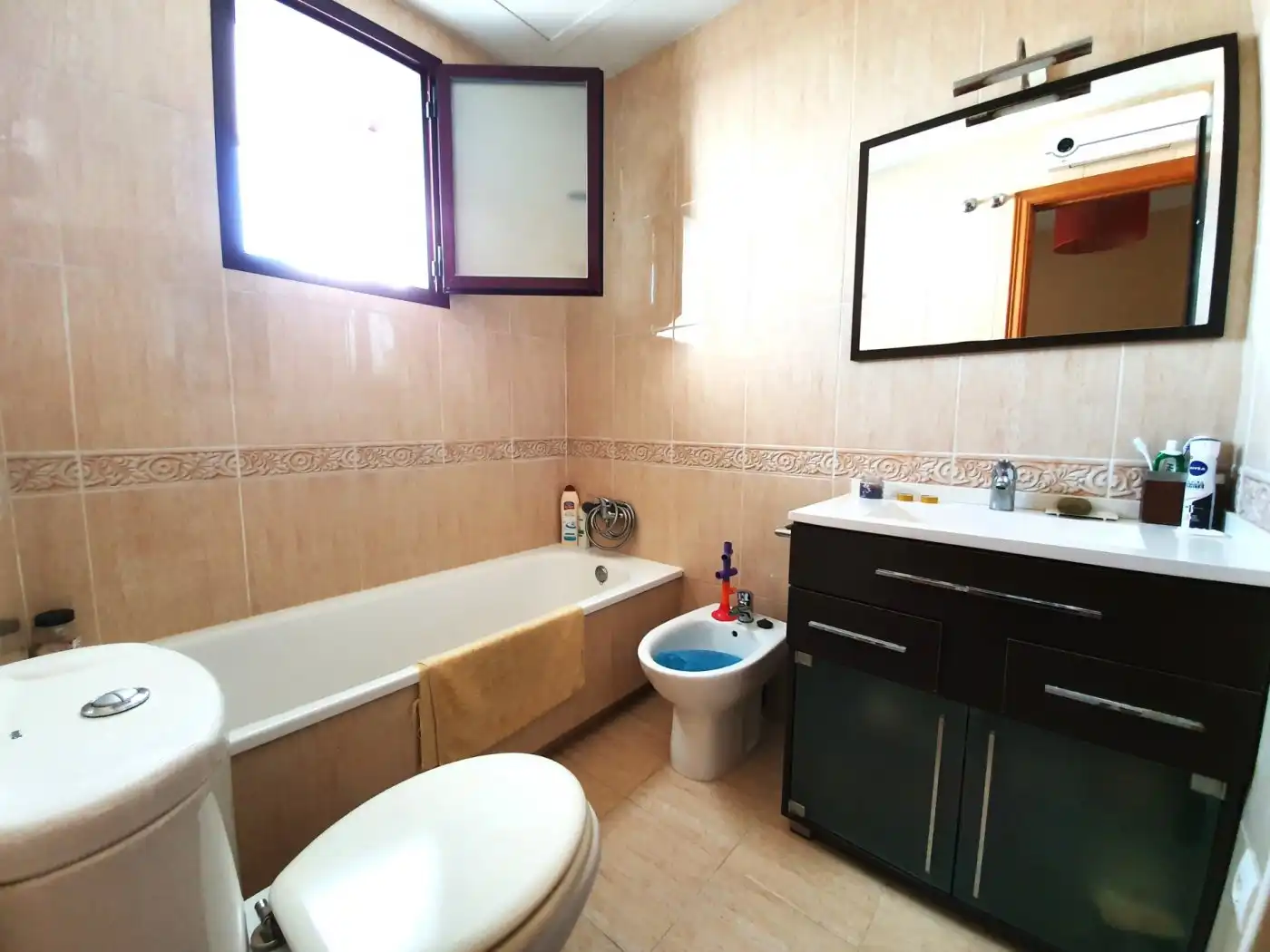 Bany de Àtic de lloguer en Riba-roja de Túria amb Aire condicionat, Calefacció i Parquet