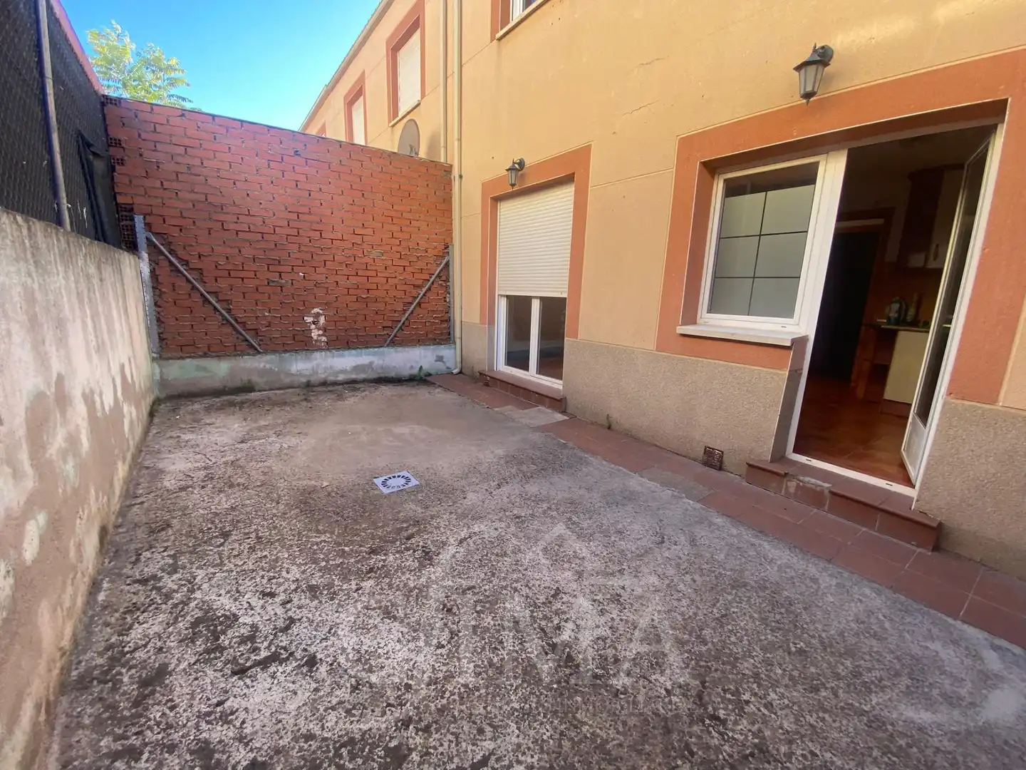 Vista exterior de Casa adosada en venta en Malagón con Calefacción, Terraza y Trastero