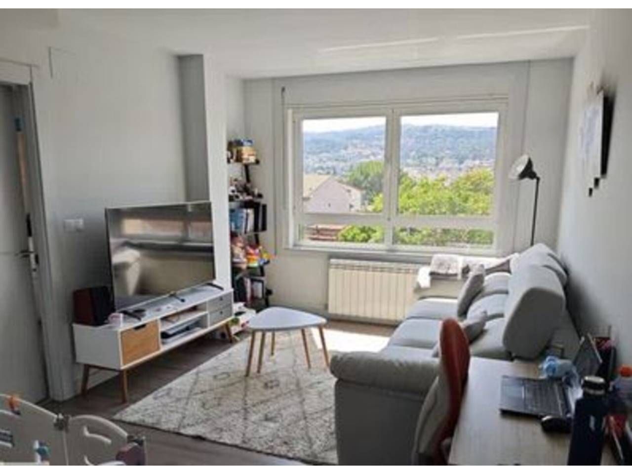 Living room of Flat for sale in Ourense Capital   with Air Conditioner, Heating and Furnished