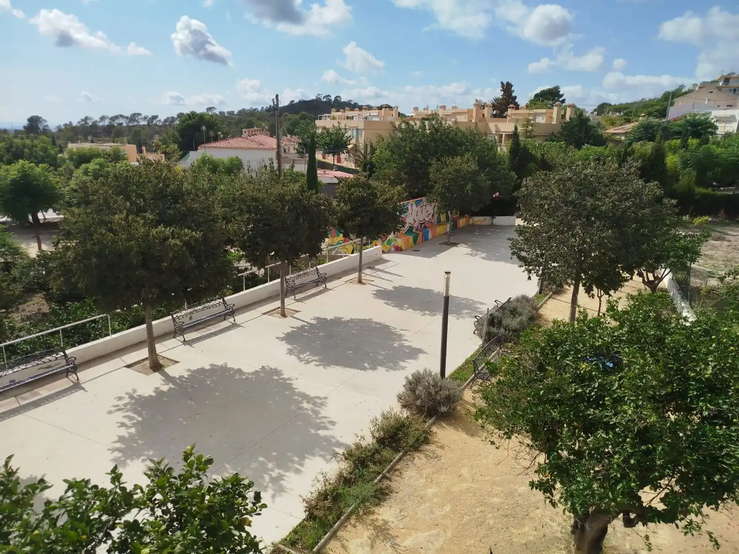 Vista exterior de Local de alquiler en Aigües, Alicante
