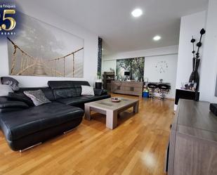 Living room of Flat for sale in Barberà del Vallès  with Air Conditioner