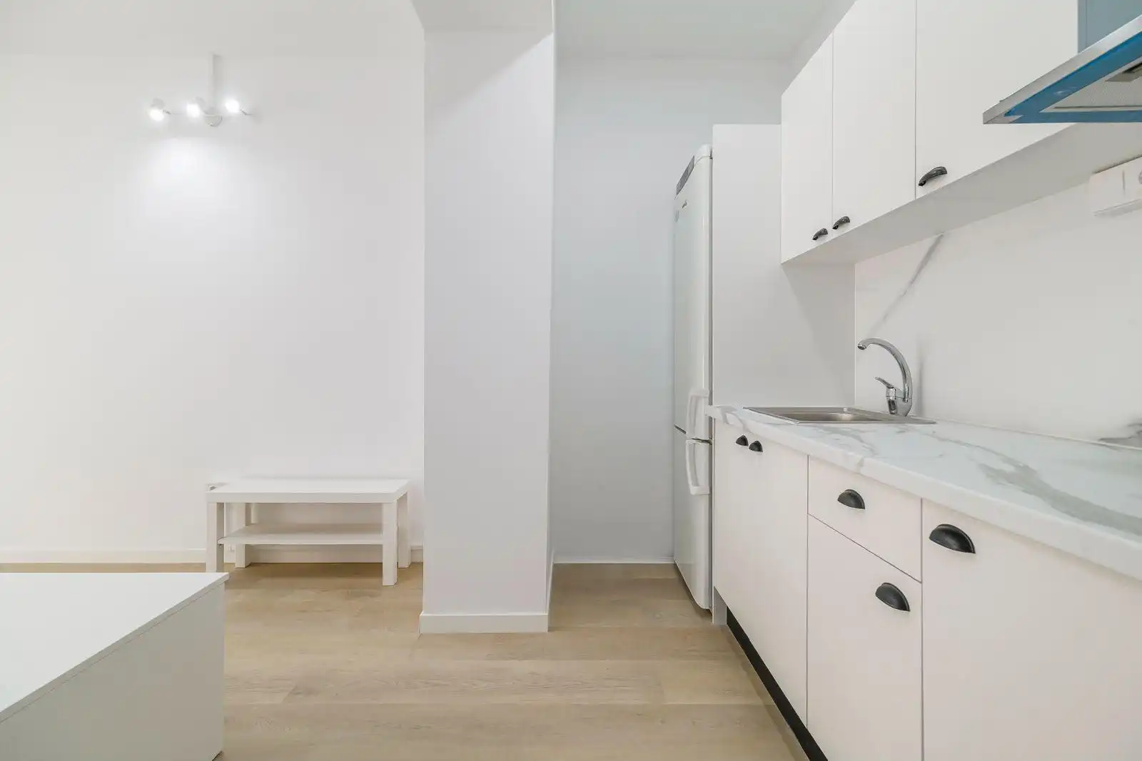 Küche von Wohnung zum Verkauf in L'Hospitalet de Llobregat