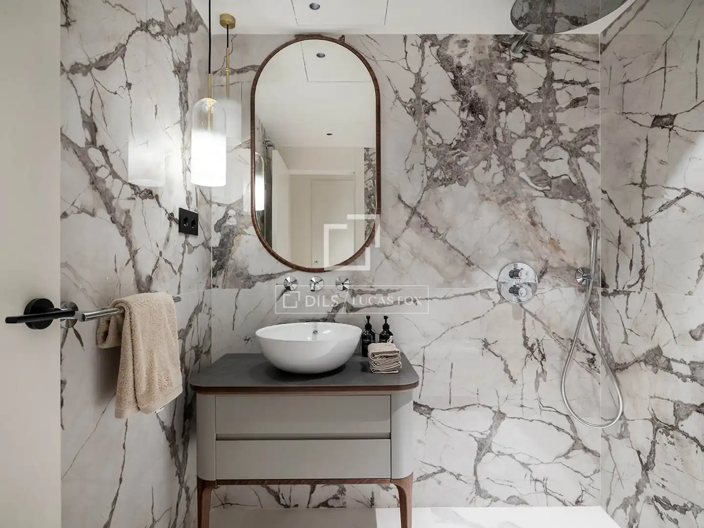 Bathroom of Flat for sale in Barcelona  with Air Conditioner, Heating and Parquet flooring