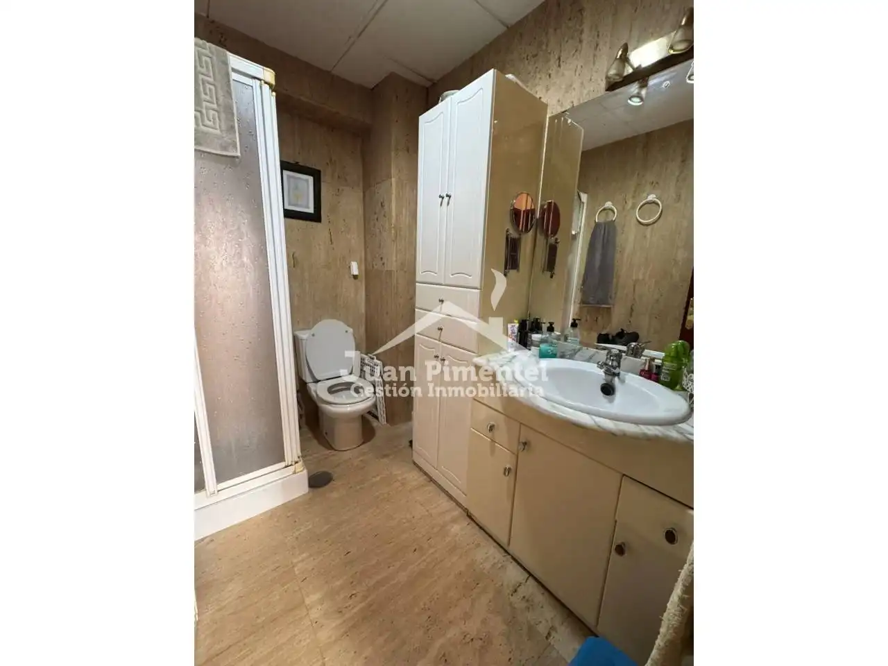 Baño de Piso en venta en Estepona con Aire acondicionado, Amueblado y Balcón