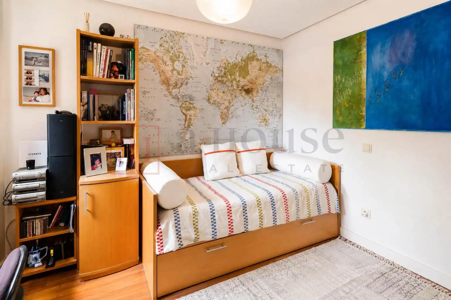 Habitación de Planta baja en venta en Madrid con Aire acondicionado, Calefacción y Jardín privado