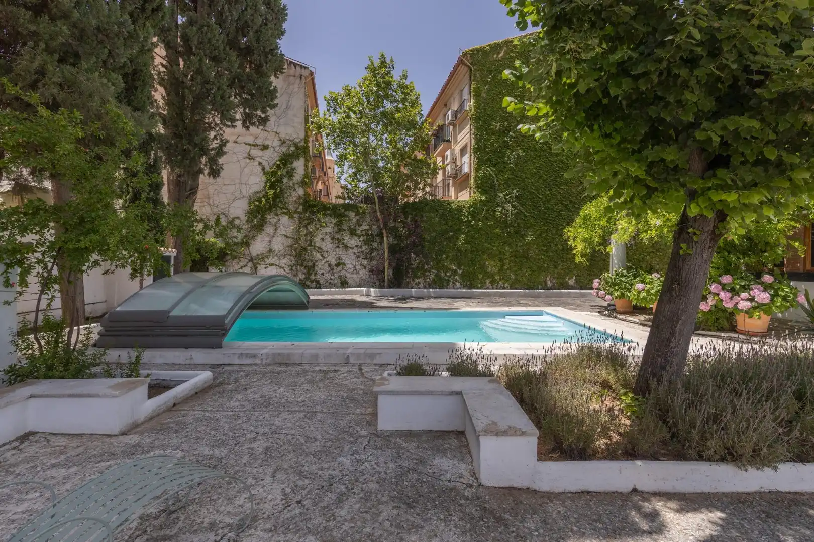 Piscina de Casa o chalet en venta en Las Gabias con Aire acondicionado, Calefacción y Jardín privado