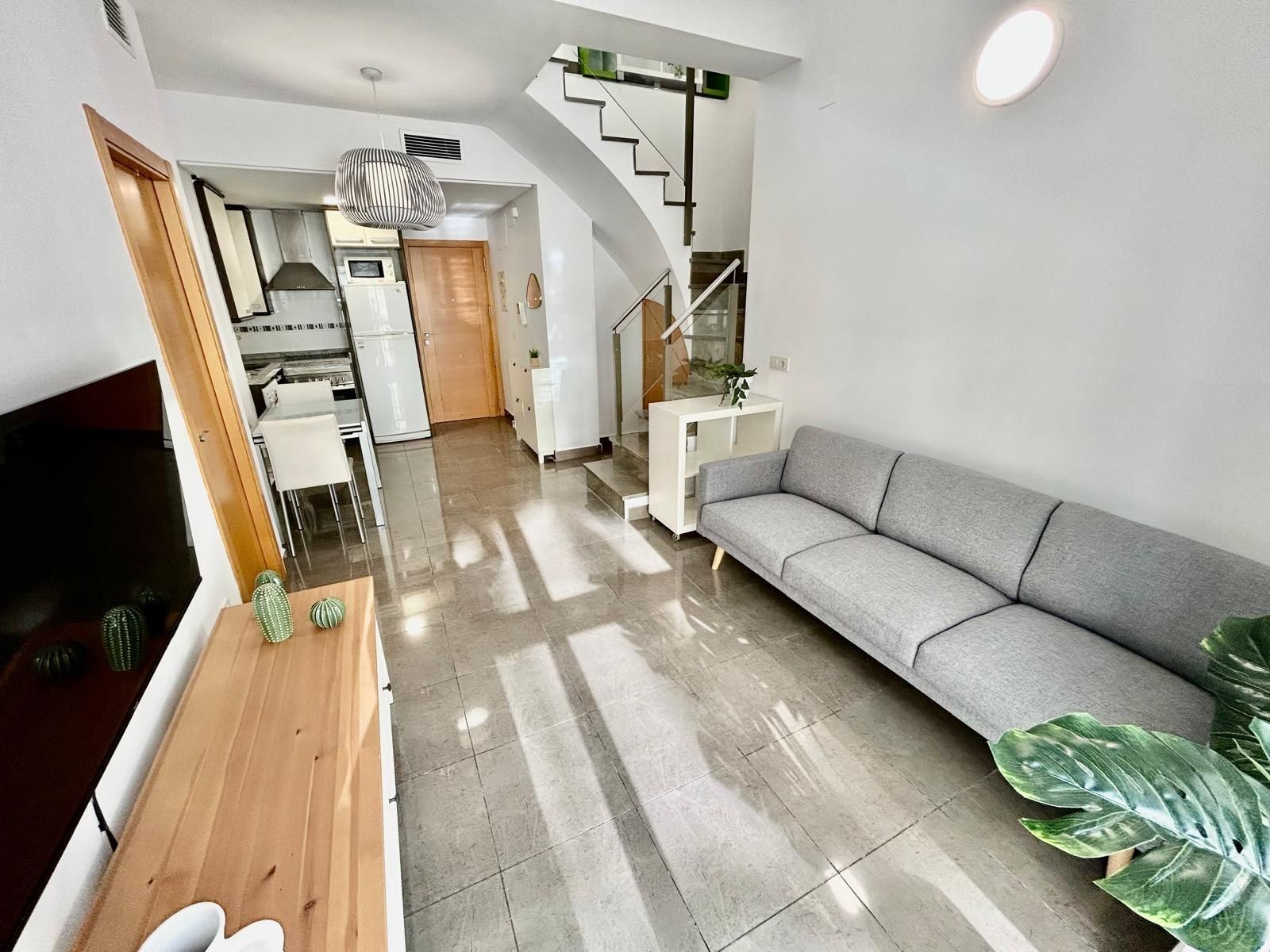 Living room of Flat to rent in  Valencia Capital  with Air Conditioner, Heating and Private garden