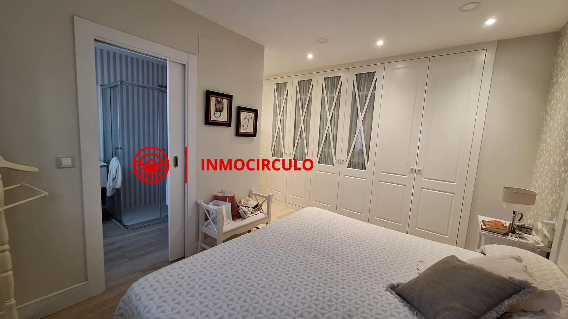 Villa con balcone in vendita a Illera, imagen 9
