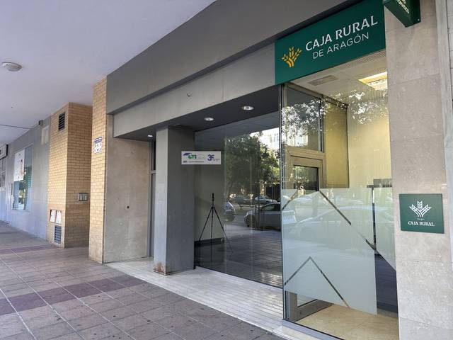 Local comercial en Alquiler en RAFAEL ESTEVE VILELLA en Parque Goya
