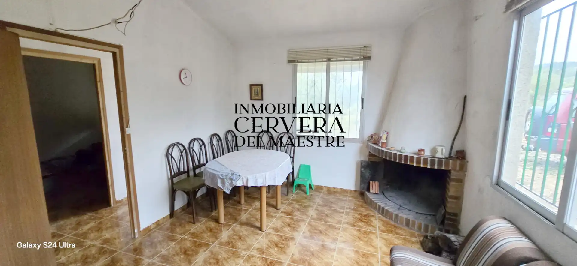 Vista exterior de Finca rústica en venda en Cervera del Maestre amb Moblat