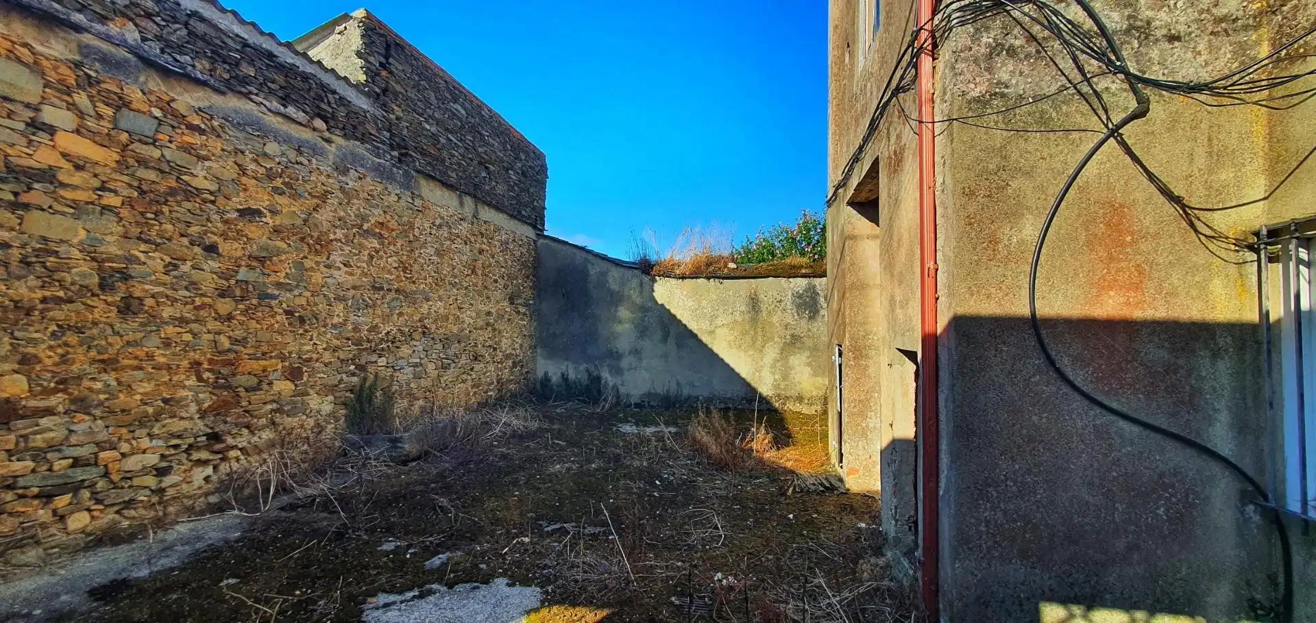Finca rústica en venta en Castropol con Jardín privado, Trastero y Balcón