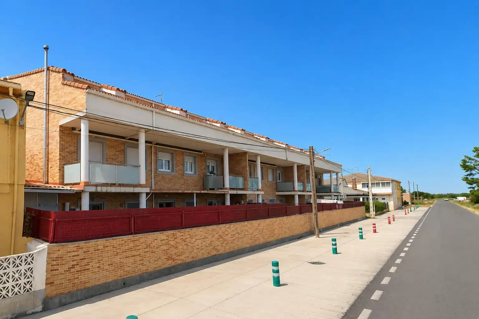 Vista exterior de Planta baixa en venda en Encinas de Abajo amb Calefacció