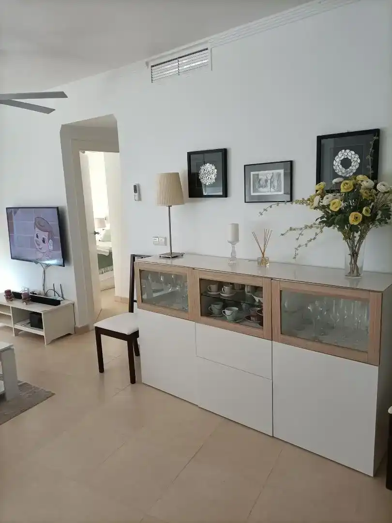 Menjador de Apartament de lloguer en Águilas amb Aire condicionat, Moblat i Forn