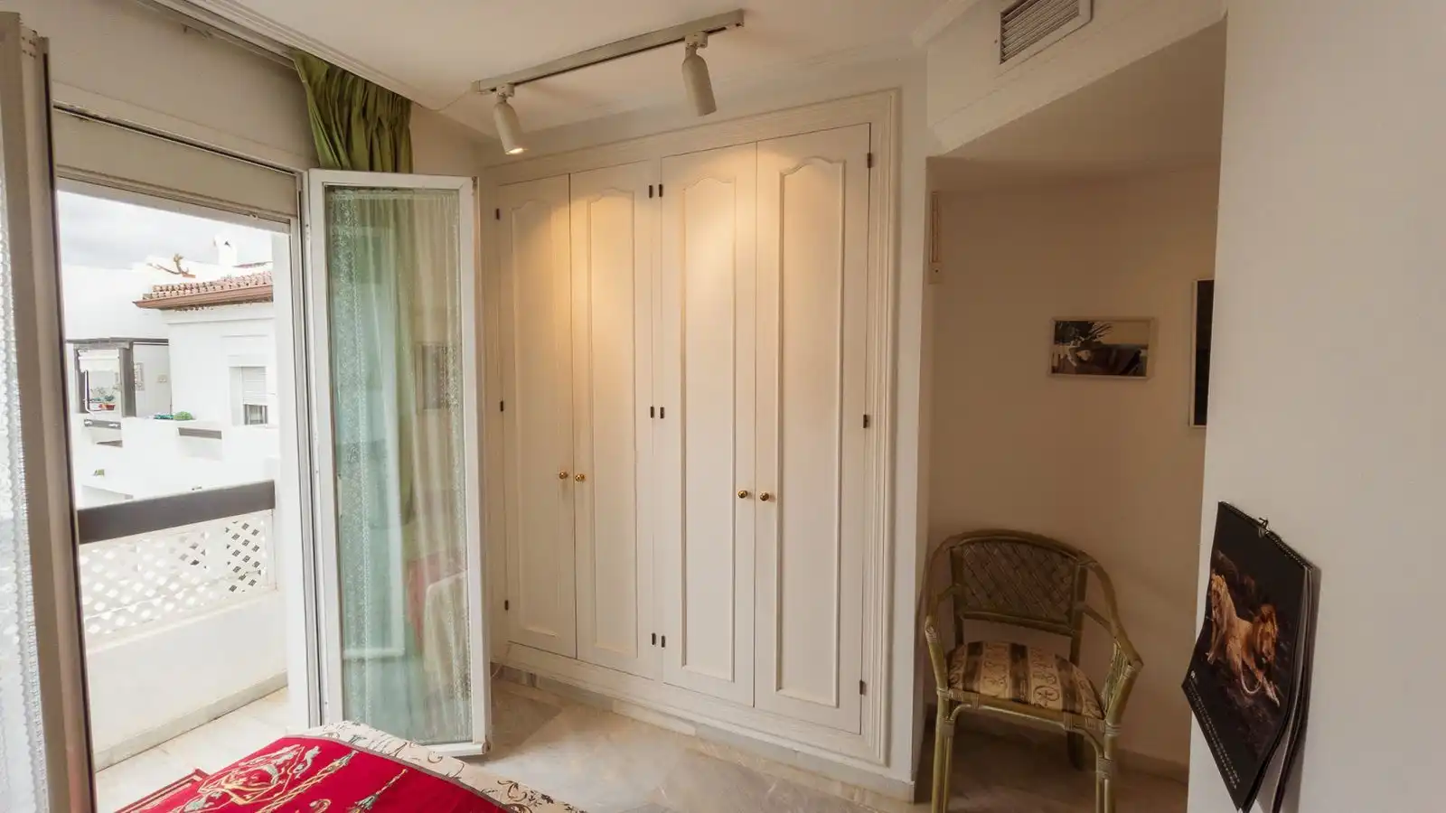 Habitación de Ático en venta en Estepona con Aire acondicionado, Terraza y Amueblado