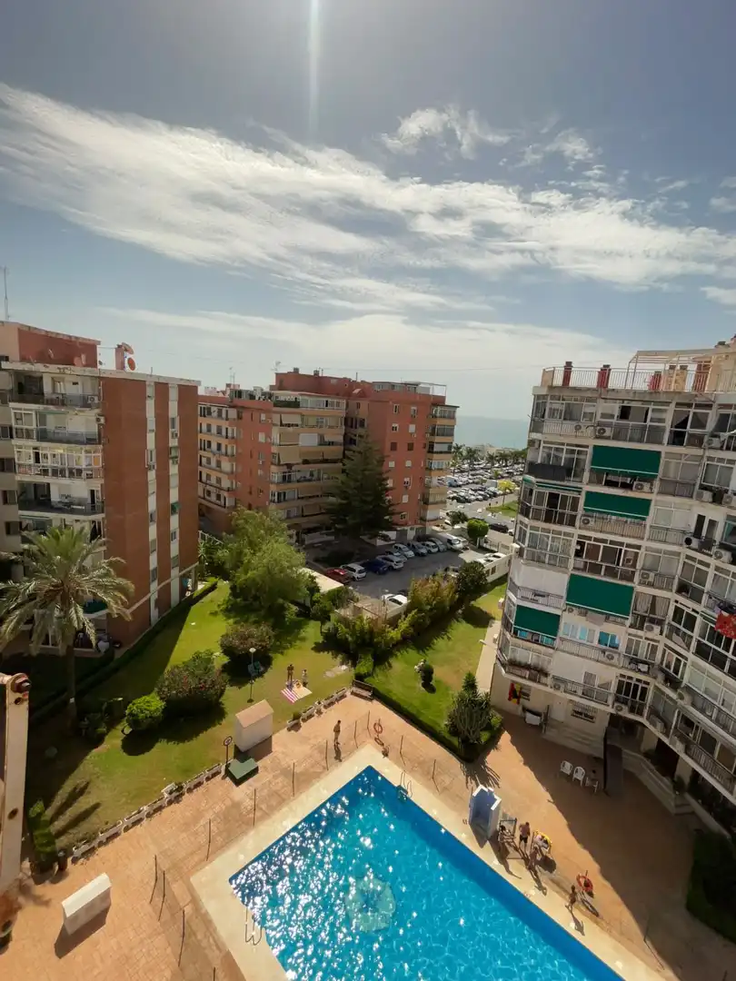 Vista exterior de Apartament en venda en Torremolinos amb Terrassa