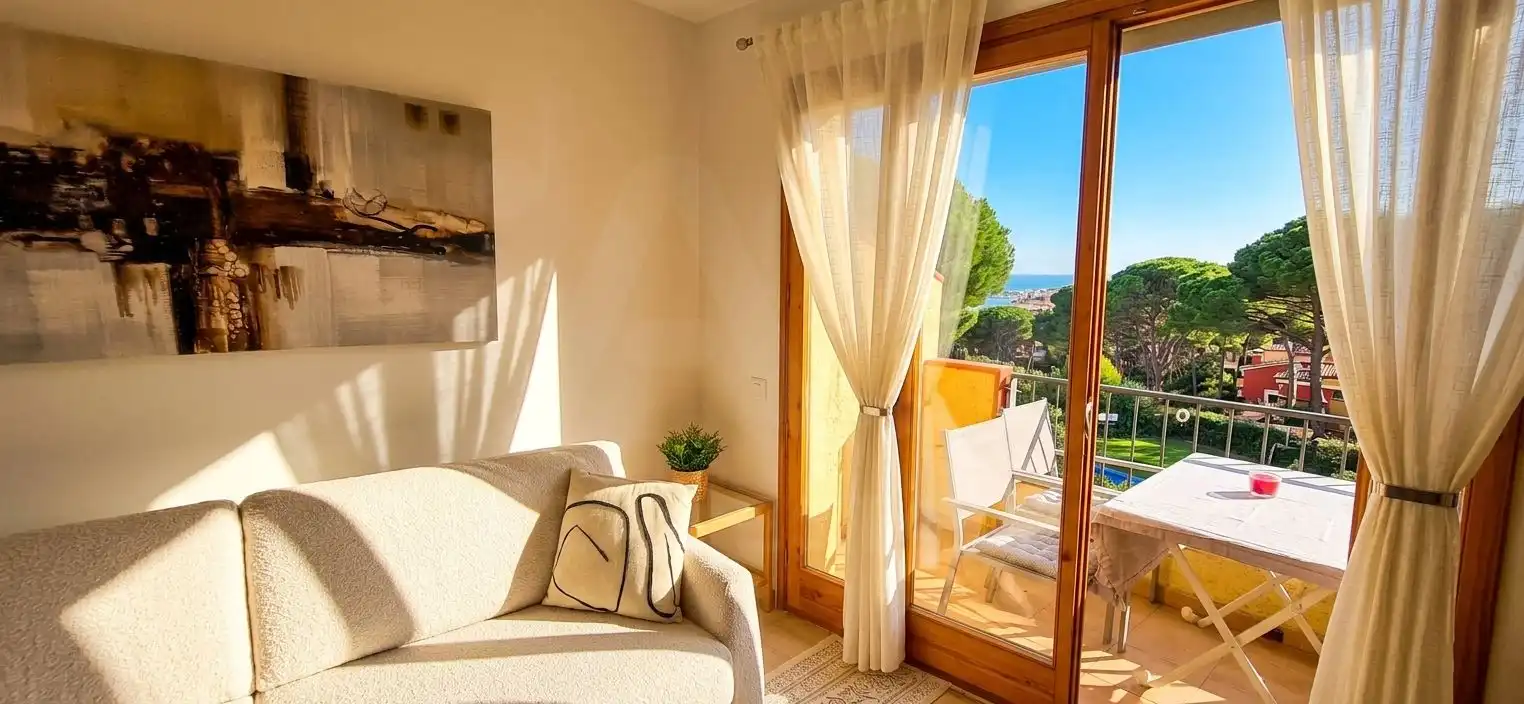 Living room of Detached homes for sale in L'Estartit  with Air Conditioner, Heating and Terrace