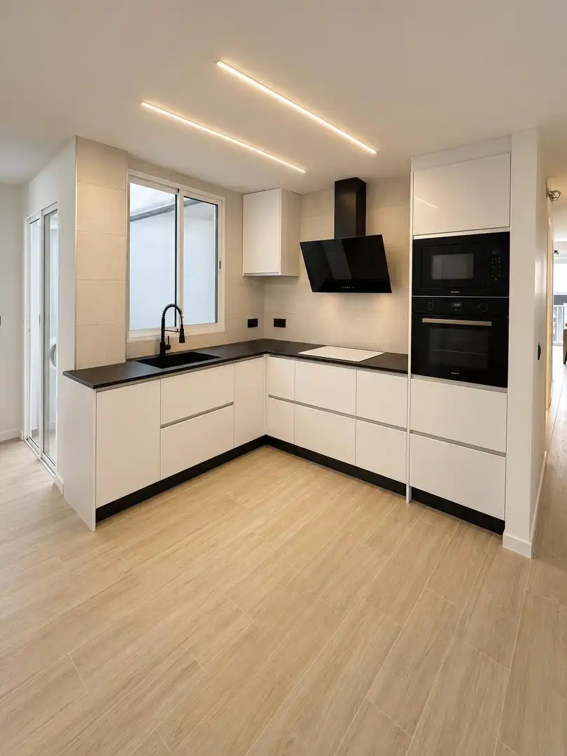 Cocina de Piso para compartir en Elche / Elx con Aire acondicionado, Calefacción y Parquet