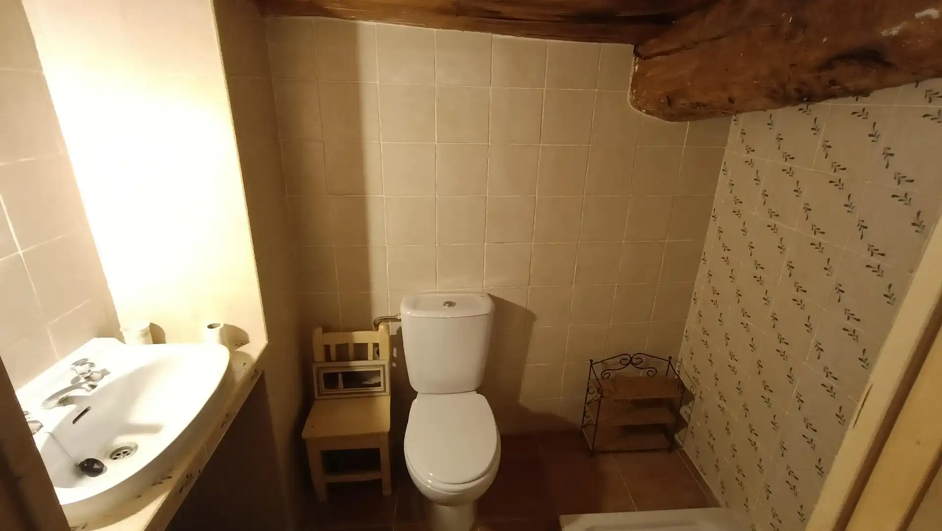 Bathroom of Detached homes for sale in Madrigal del Monte  with Heating and Terrace