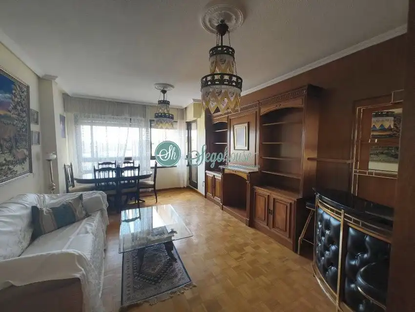 Wohnzimmer von Wohnung zum Verkauf in Segovia mit Heizung, Parkett und Terrasse