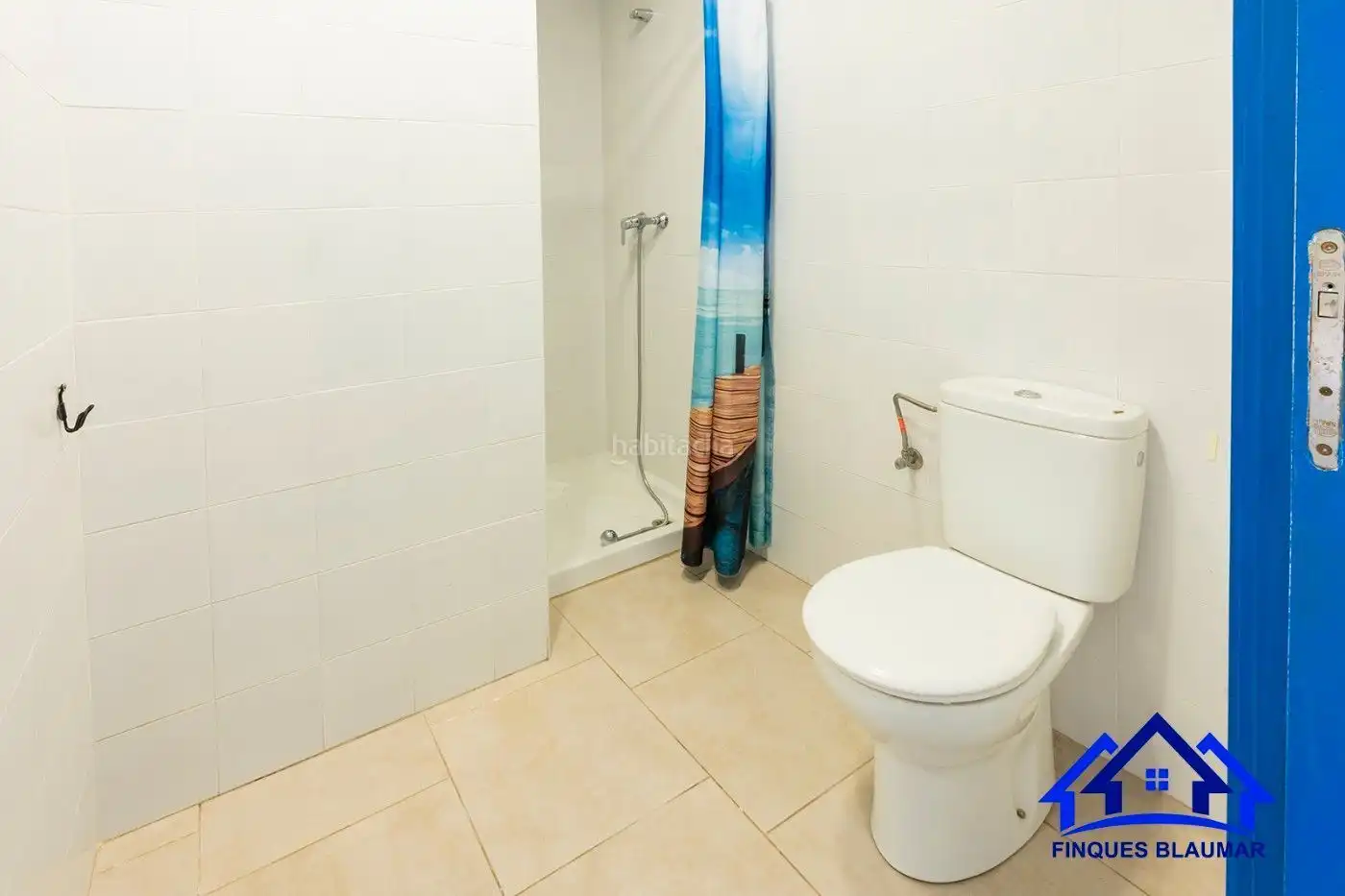 Badezimmer von Geschaftsraum zum Verkauf in Arenys de Mar