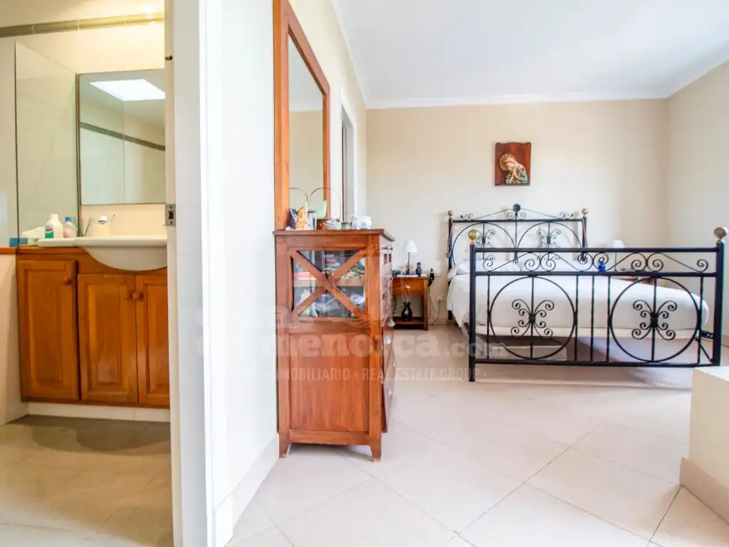 Dormitori de Casa o xalet en venda en Maó - Mahón amb Jardí privat, Terrassa i Piscina