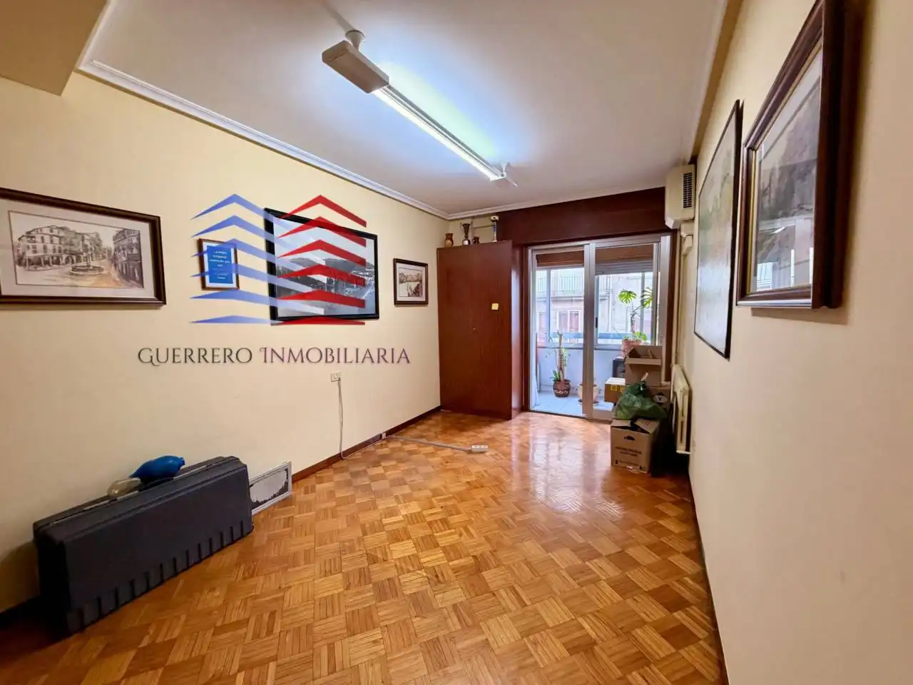 Piso en venta en Ourense Capital  con Calefacción, Trastero y Balcón
