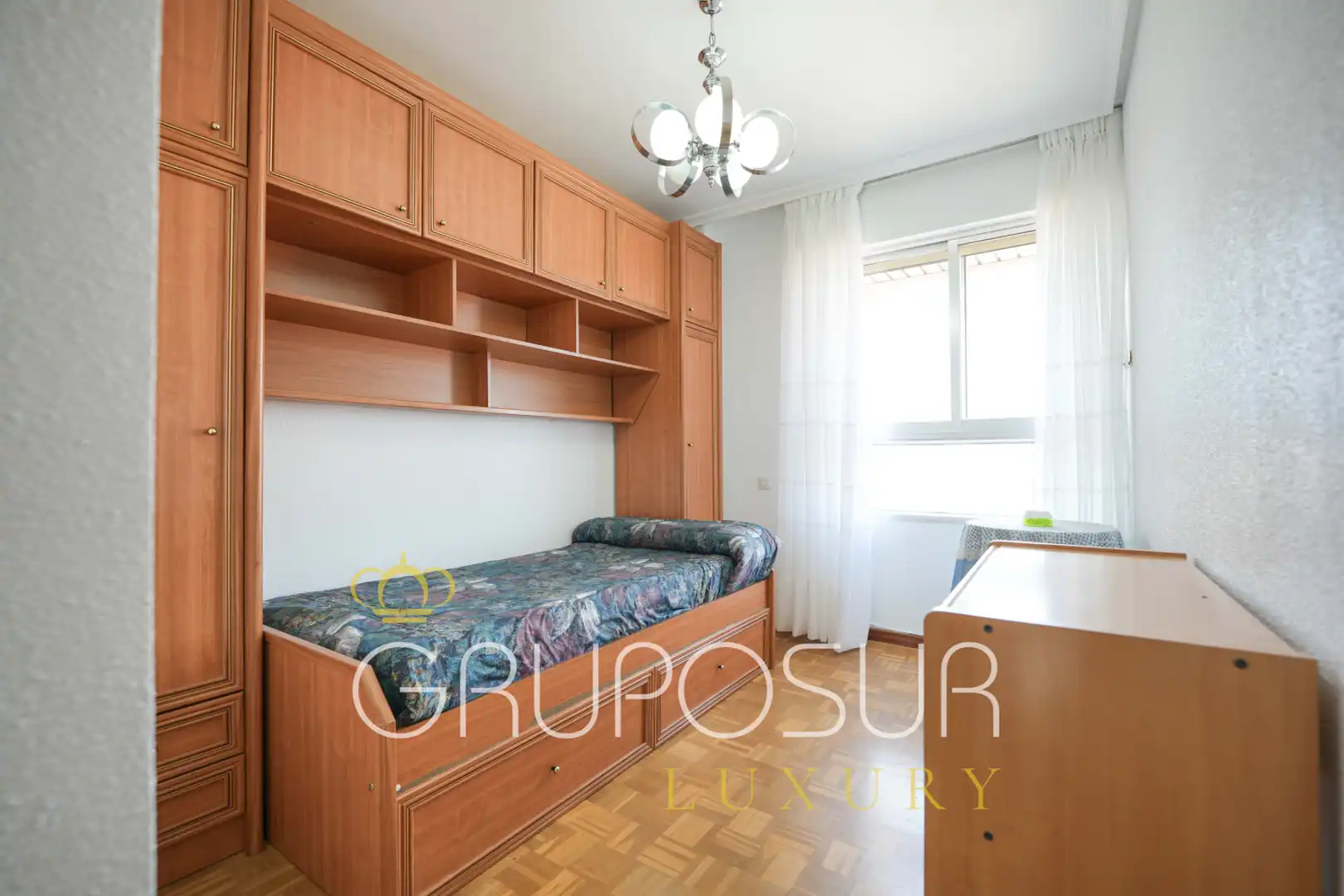 Schlafzimmer von Wohnung zum Verkauf in Valladolid mit Heizung, Privatgarten und Parkett