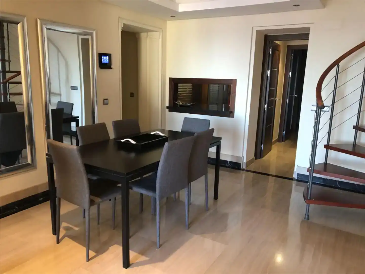 Esszimmer von Wohnung zur Miete in Estepona mit Klimaanlage, Privatgarten und Abstellraum