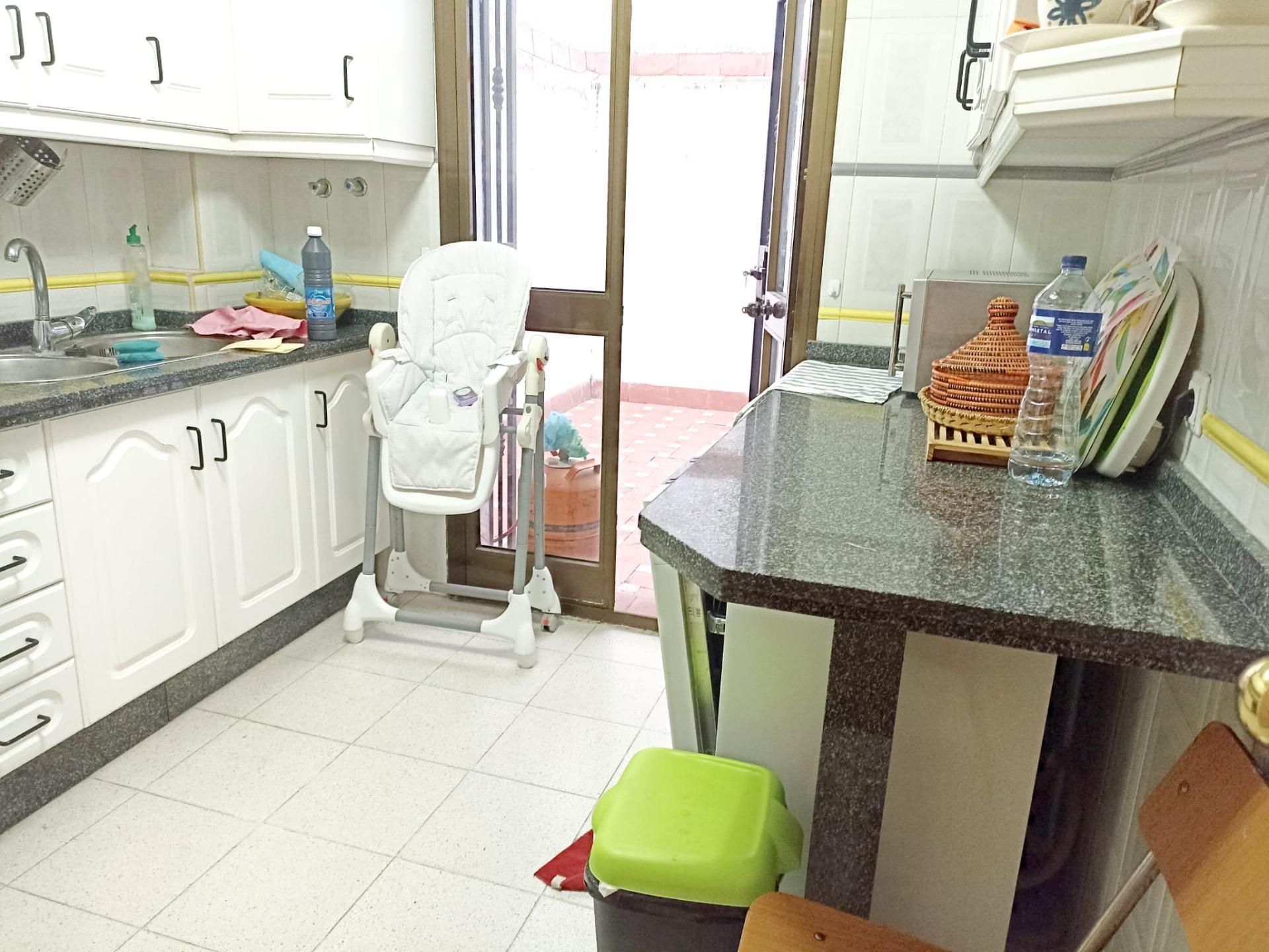 Cocina de Piso en venta en  Córdoba Capital con Trastero