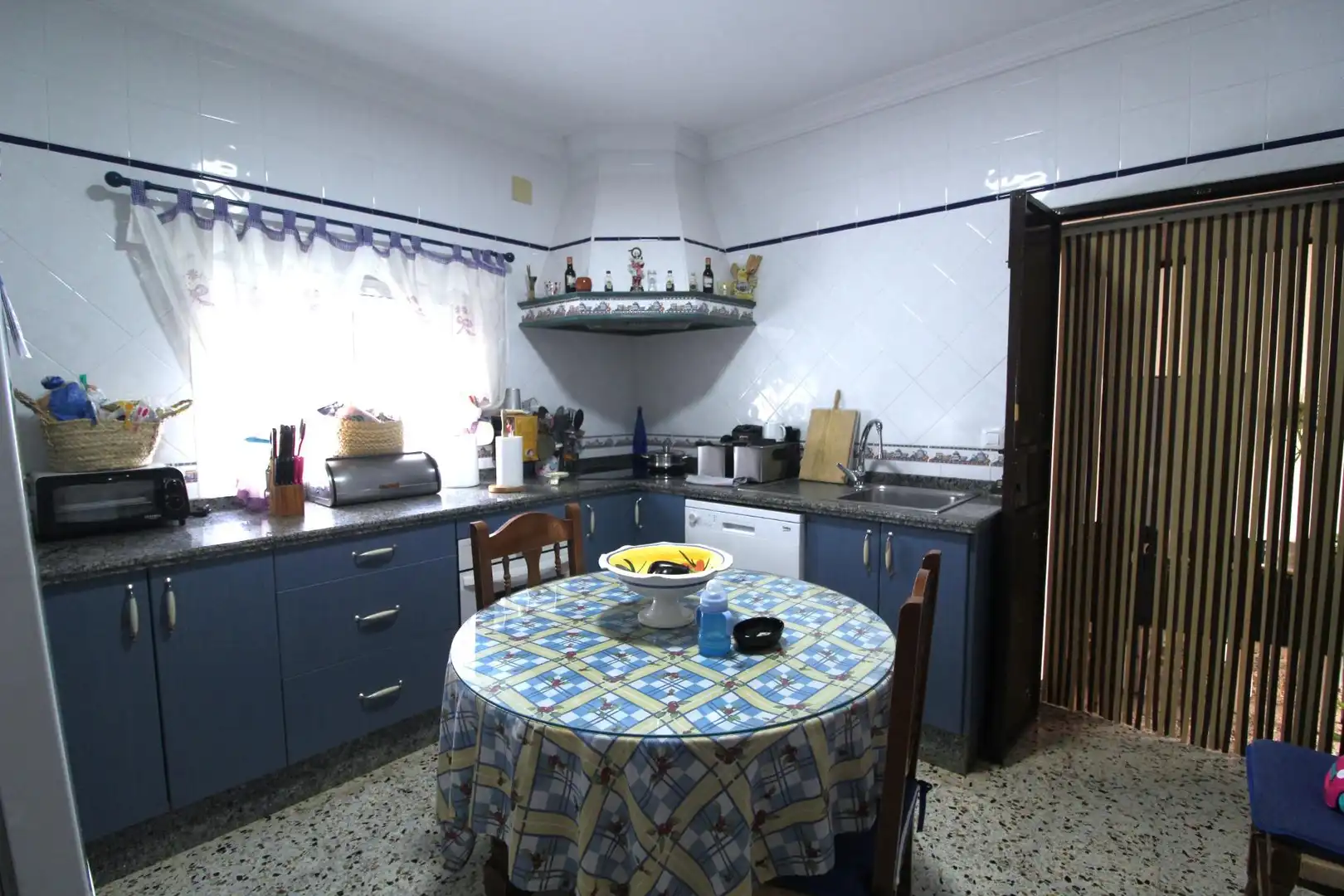 Kitchen of Country homes for sale in Jerez de la Frontera
