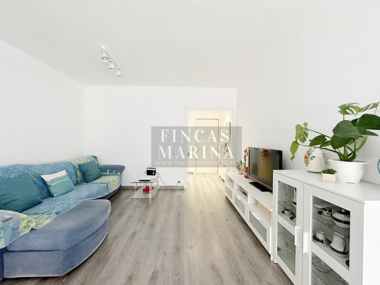 Sala d'estar de Pis en venda en Gavà amb Aire condicionat, Calefacció i Parquet