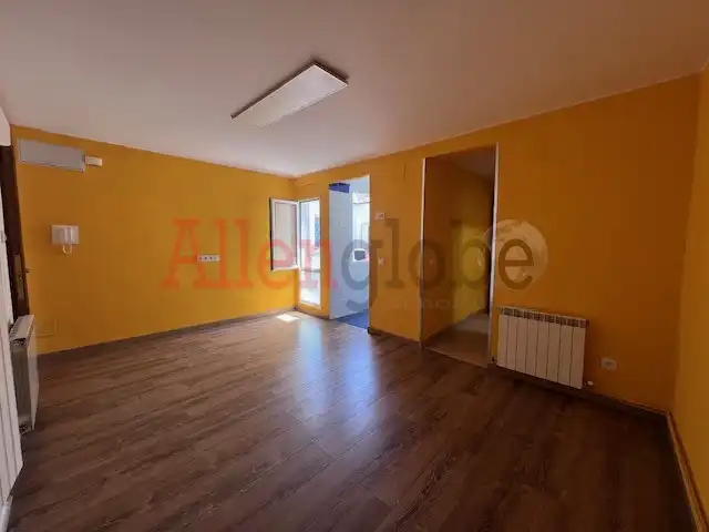 Apartamento en venta en Oviedo  con Calefacción