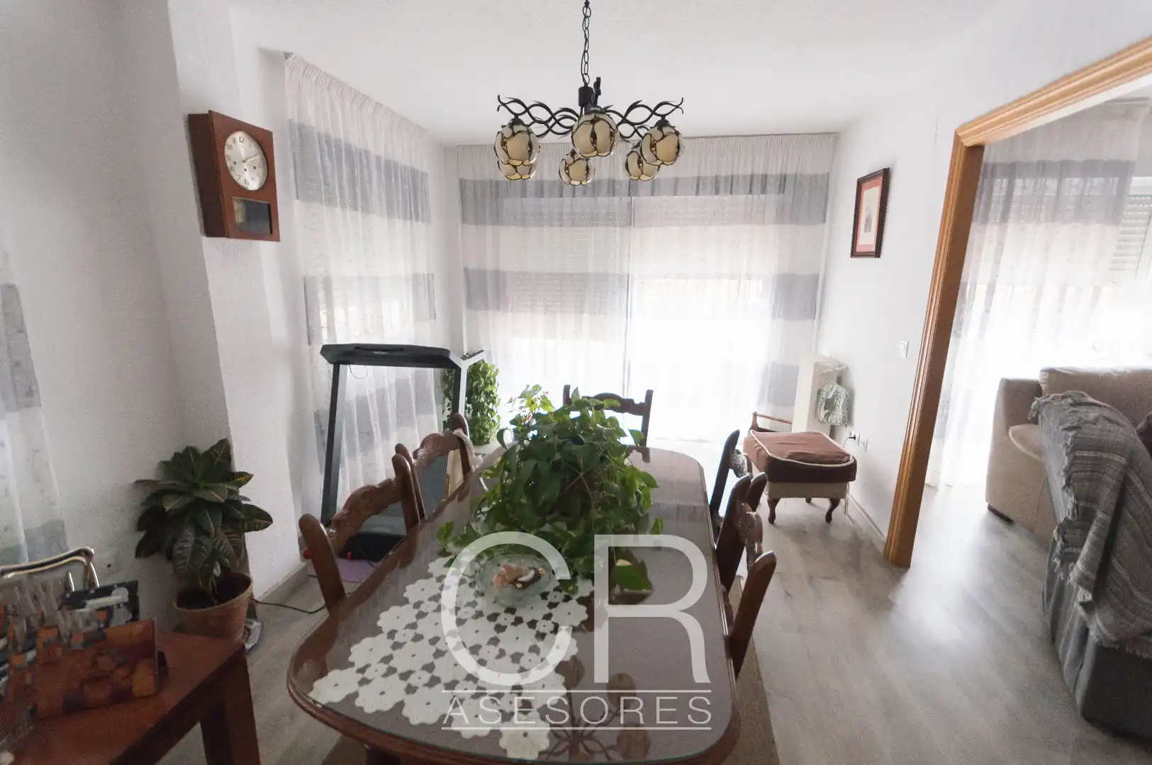 Comedor de Piso de alquiler en Granada con Aire acondicionado, Calefacción y Balcón