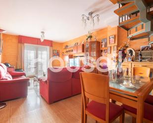 Living room of Duplex for sale in Becerril de la Sierra  with Terrace and Swimming Pool