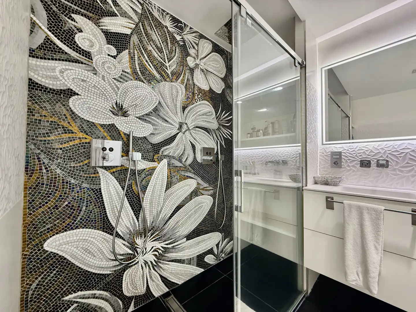 Baño de Casa adosada de alquiler en Marbella con Calefacción, Piscina y Amueblado