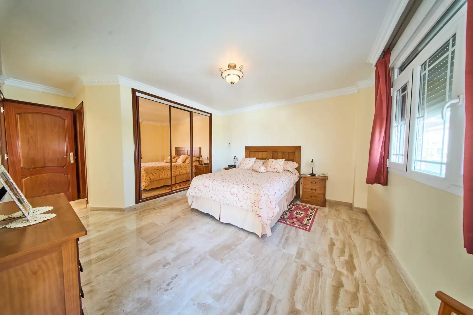Habitación de Casa o chalet en venta en Dílar con Aire acondicionado, Calefacción y Jardín privado